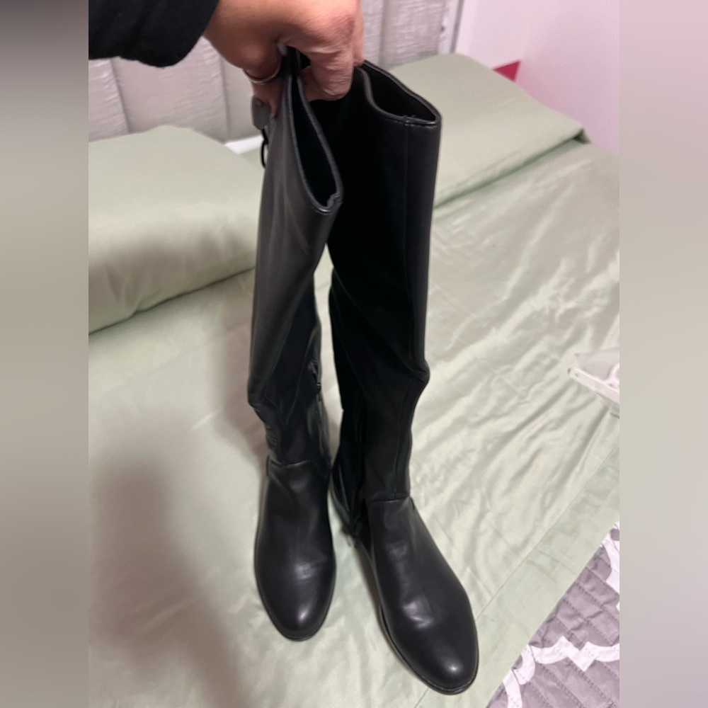 Use Like New Use Twice Good Condition - image 1